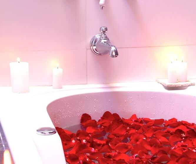 اتاق اجرایی, Be Hollywood!