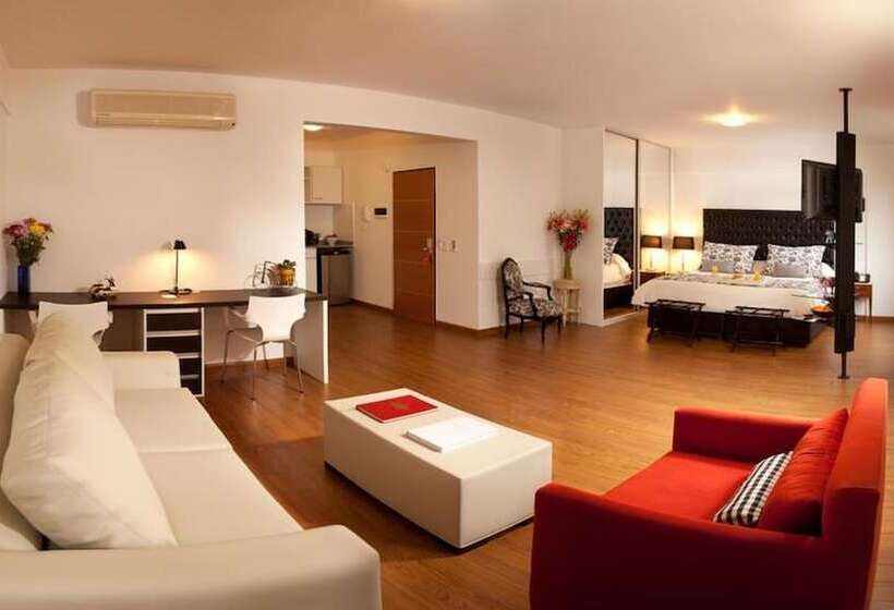 Quarto Estandar, Be Hollywood!