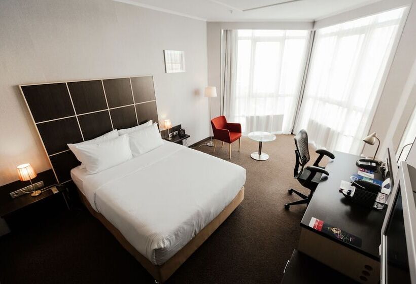 اتاق لوکس, Four Elements Perm