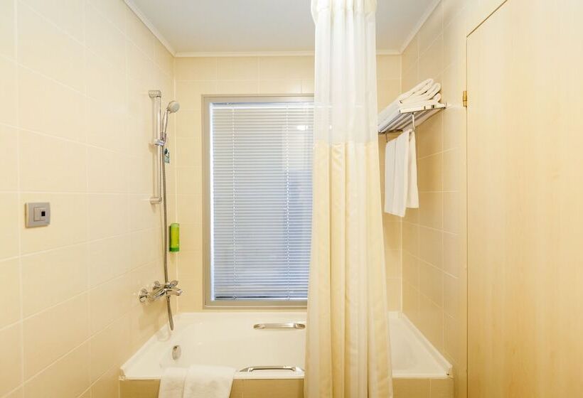 آپارتمان 1 خوابه, Four Elements Perm