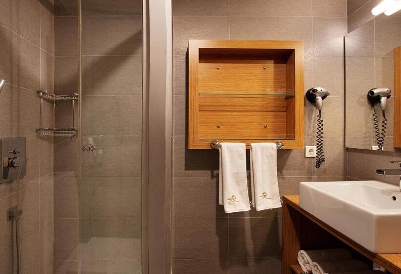 سوییت خانوادگی, Gallery Residence & Hotel Nişantaşı