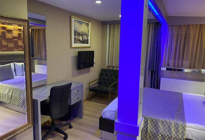 اتاق استاندارد سه تخته با بالکن, Gallery Residence & Hotel Nişantaşı