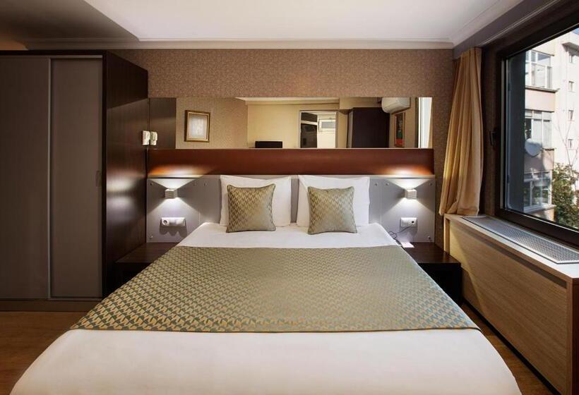 اتاق استاندارد چهار تخته, Gallery Residence & Hotel Nişantaşı