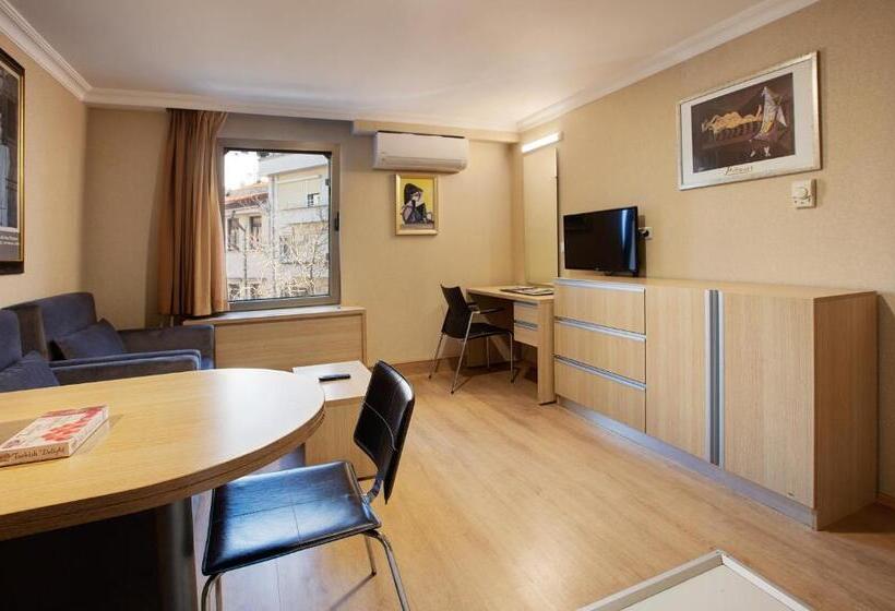 اتاق استاندارد چهار تخته, Gallery Residence & Hotel Nişantaşı