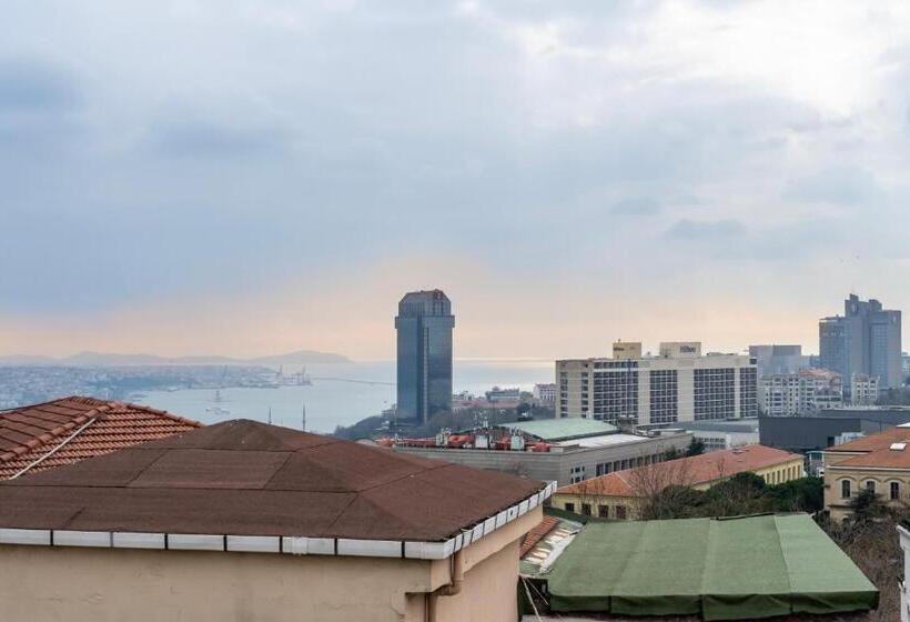 اتاق استاندارد با بالکن و چشمانداز دریا, Gallery Residence & Hotel Nişantaşı