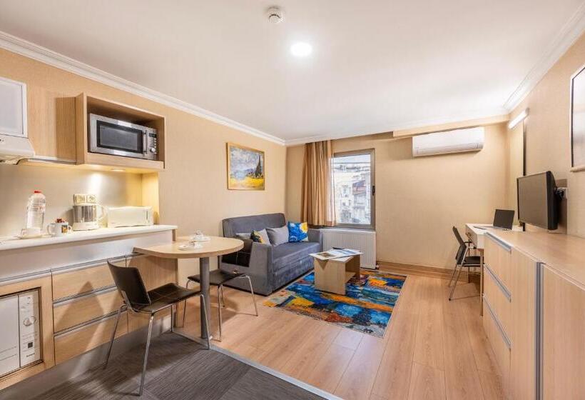 اتاق استاندارد چهار تخته, Gallery Residence & Hotel Nişantaşı