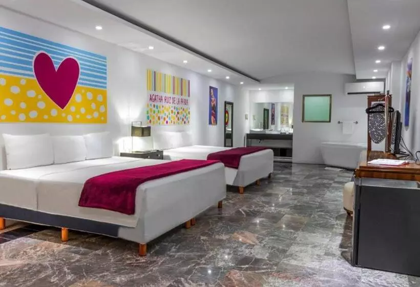 Standard-huone, Mayafair Design