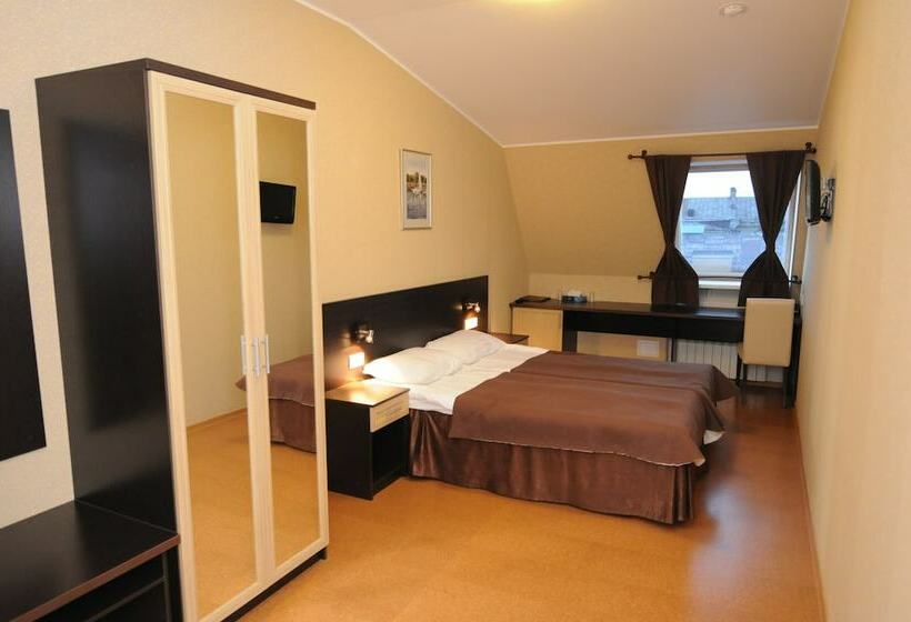 غرفة قياسية, Nevsky Breeze