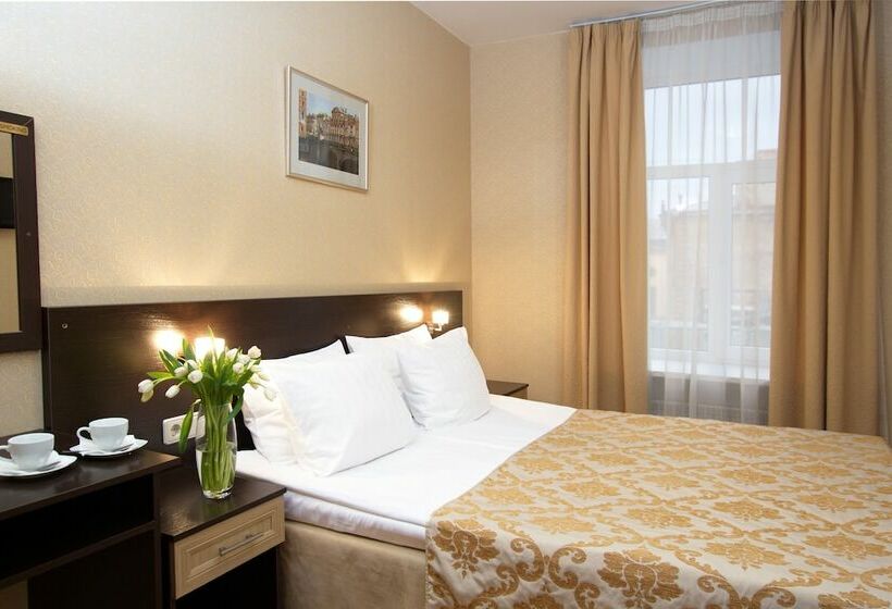 غرفة قياسية, Nevsky Breeze