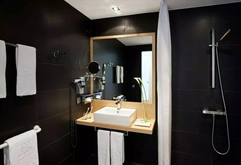 اتاق استاندارد یک نفره, NH Berlin Potsdamer Platz