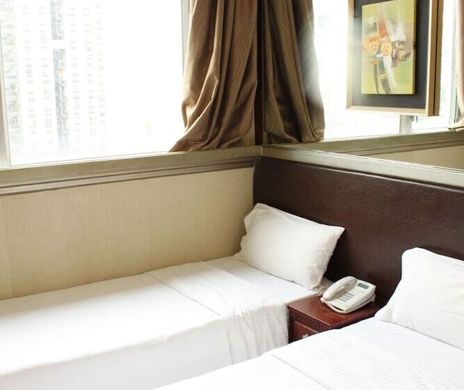 اتاق استاندارد سه نفره, Oriental Lander