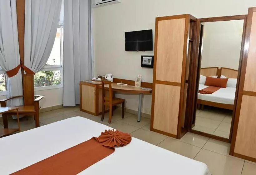 Chambre Supérieure, Zomatel