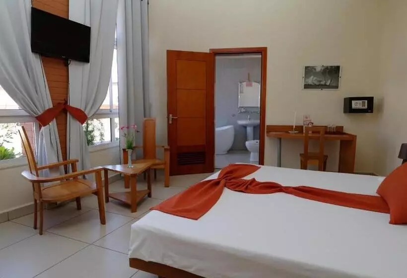 Suite Présidentielle, Zomatel
