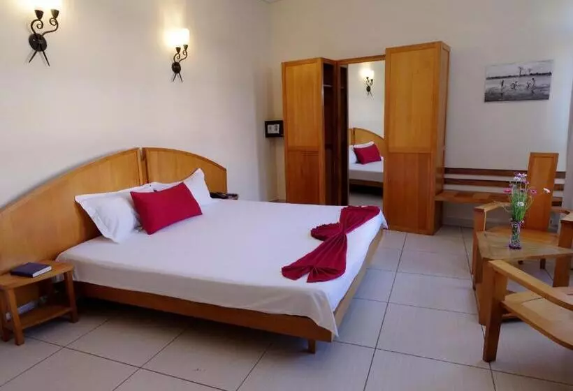 Suite Supérieure, Zomatel