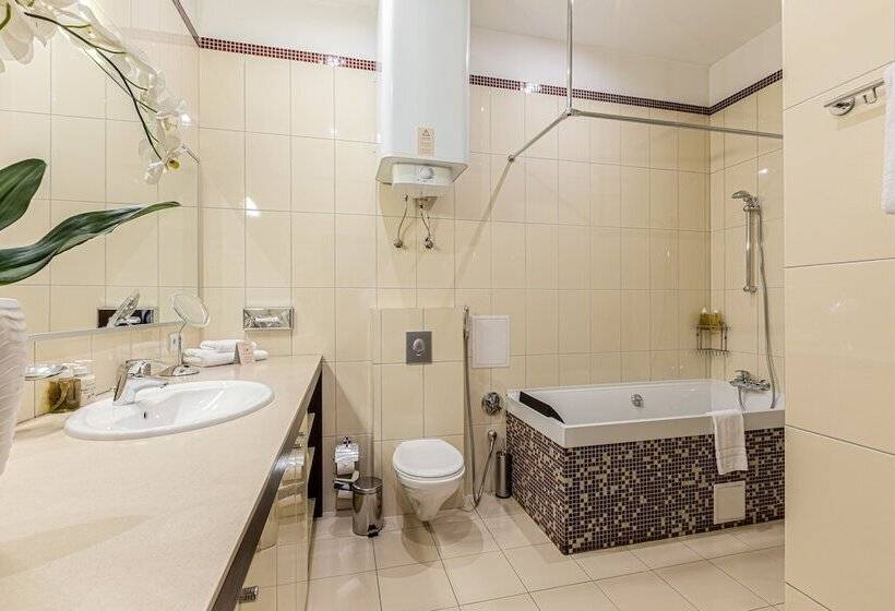 Apartament 1 Sypialnia, Senator Victory Square