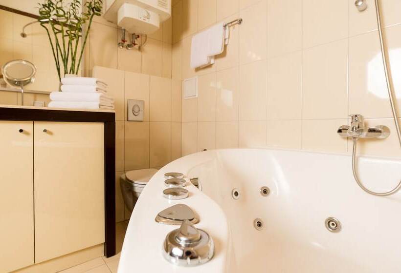 Apartament 1 Sypialnia, Senator Victory Square