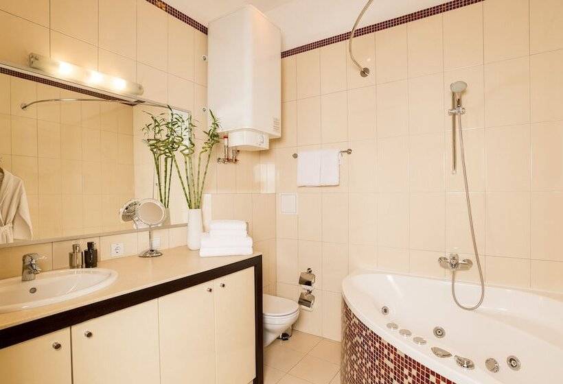 Apartament 1 Sypialnia, Senator Victory Square