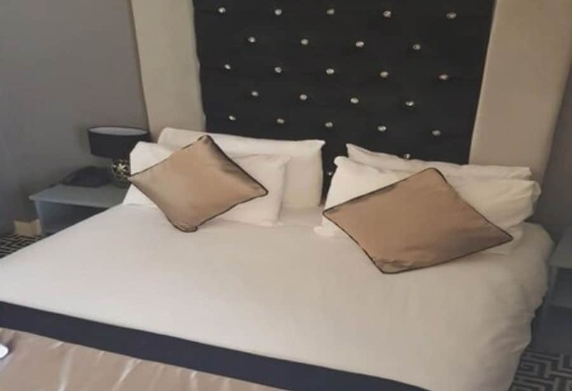 Номер Стандарт Индивидуальный, The Castle Hotel Neath