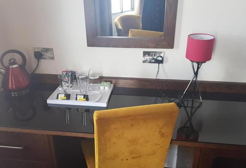 חדר סטנדרט, The Castle Hotel Neath