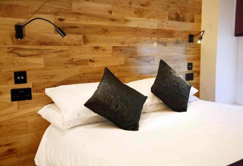 חדר סטנדרט יחיד, The Castle Hotel Neath