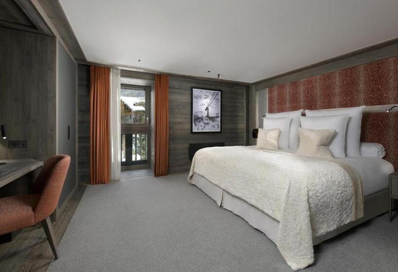 سوئیت با بالکن, Le K2 Chogori