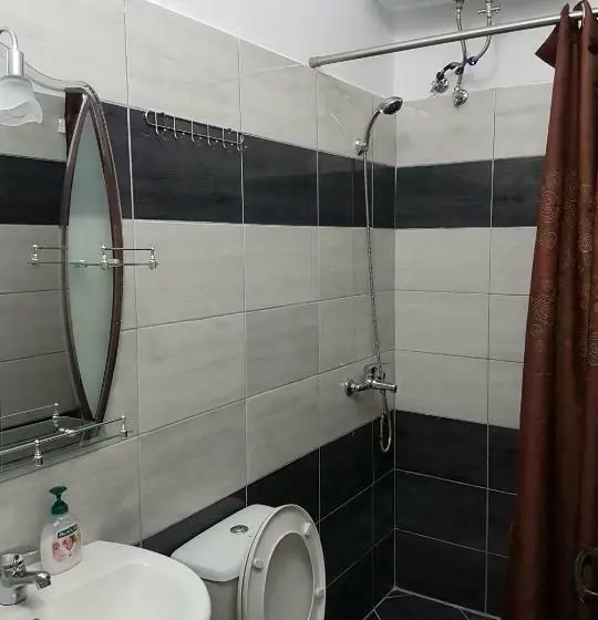 اتاق استاندارد سه تخته با چشمانداز باغ, Villa Ago