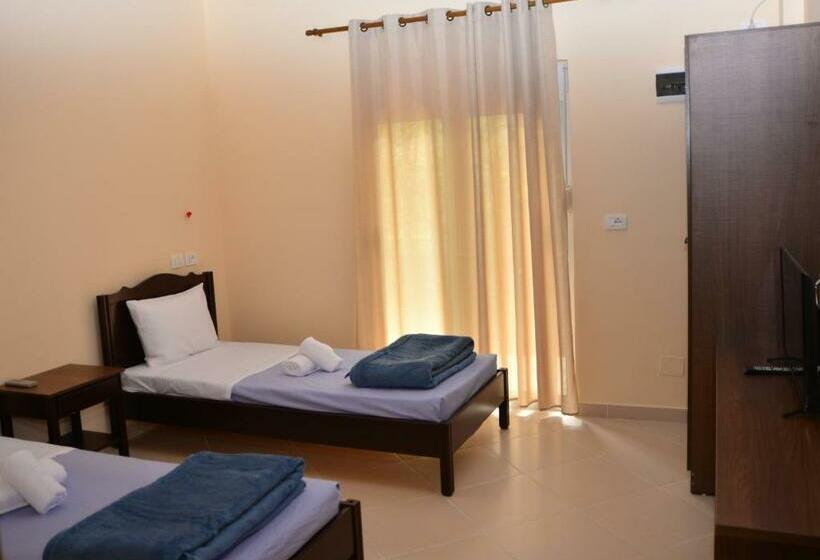 غرفة قياسية مزوَّدة بشُرفة, Villa Ago