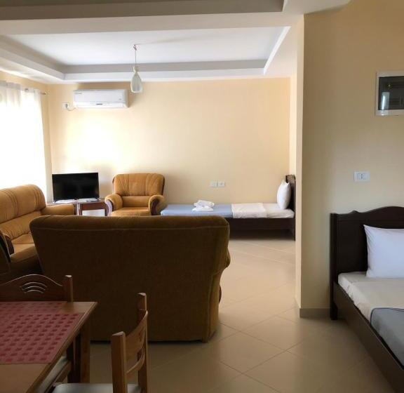 סוויטה משפחתית, Villa Ago