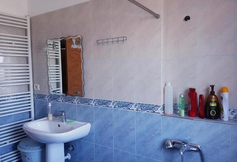 Семейный Номер Вид на Горы, Villa Ago