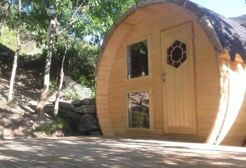 بنگله خانوادگی, Les Insolites Du Villaret