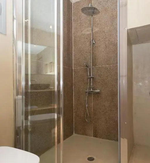 スーペリアースイート, Pylosea Luxury Lodge
