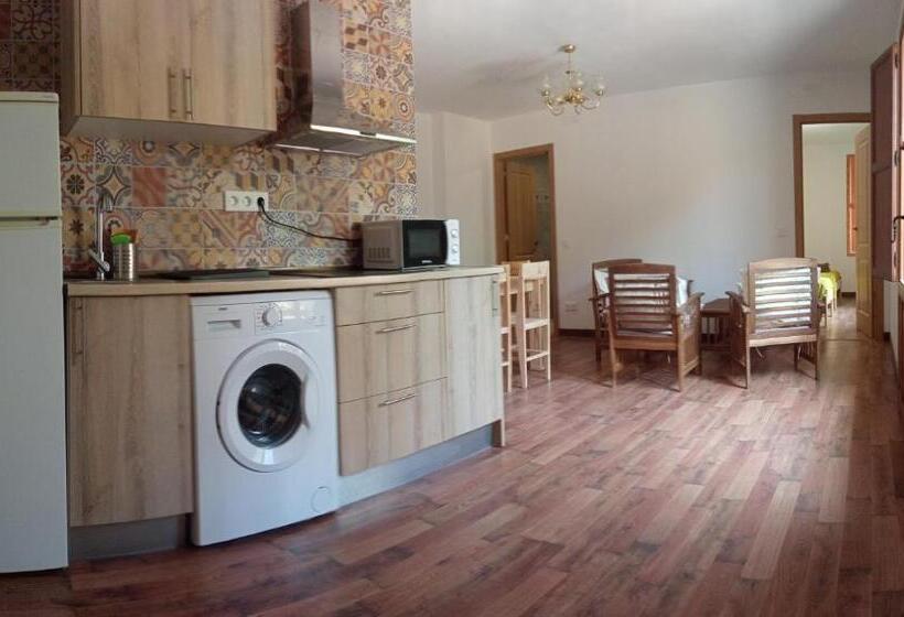 Апартаменты 1 Спальня с Балконом, Apartamentos Rurales Rad Icarium