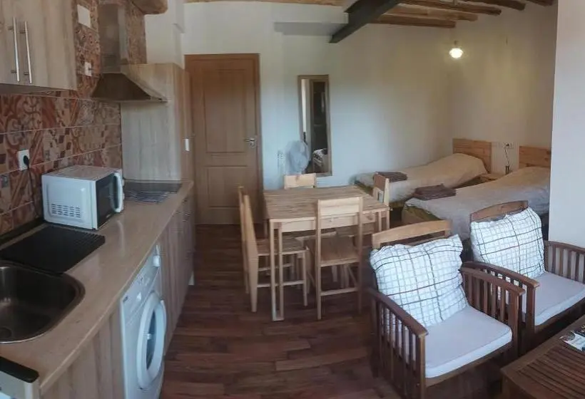 استودیوی استاندارد, Apartamentos Rurales Rad Icarium