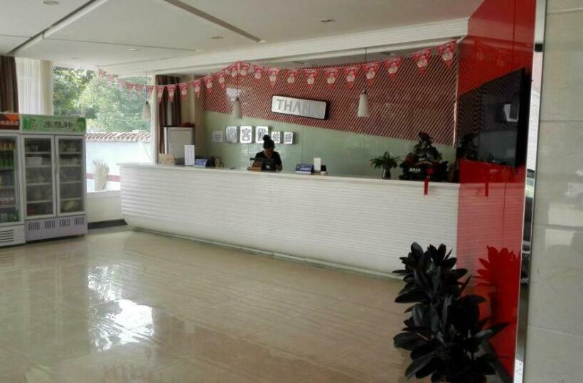 Номер бизнес-класса, Thank Inn Chain Hotel Hebei Shijiazhuang Lingshou Town Wanhao