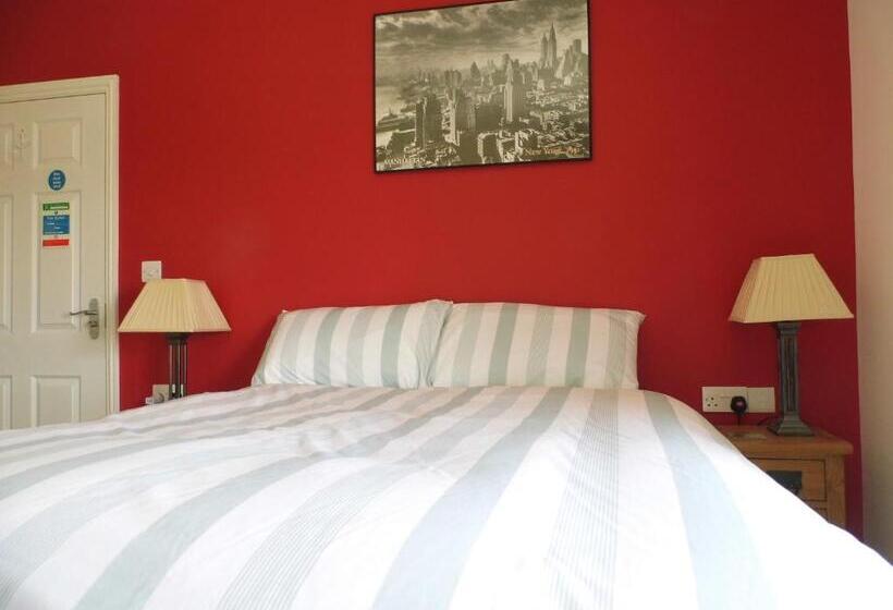 חדר סטנדרט עם מרפסת, Victoria Bed & Breakfast