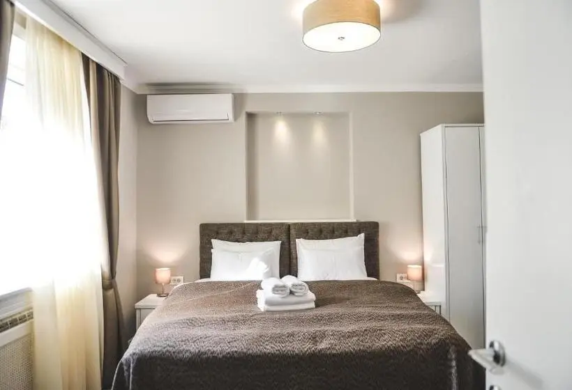 آپارتمان 1 خوابه با تراس, Vila Savka