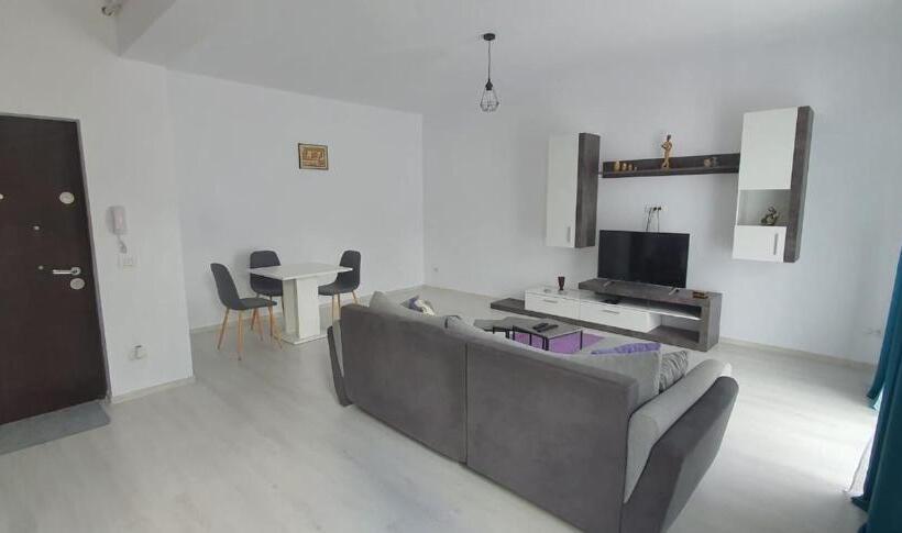 침실 1개 아파트, Visaj Metropolitan