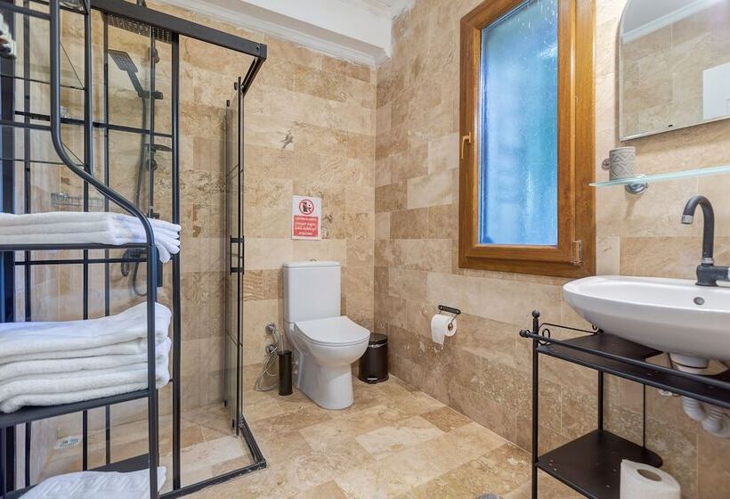 اتاق لوکس با چشم‌انداز دریا, Casa Di Datca