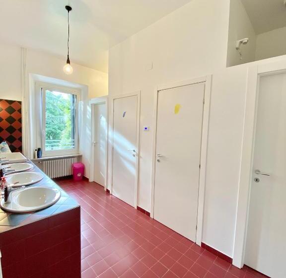 スタンダードトリプルルーム, Bribano Hostel & Bike Sharing Workers And Tourists Hospitality