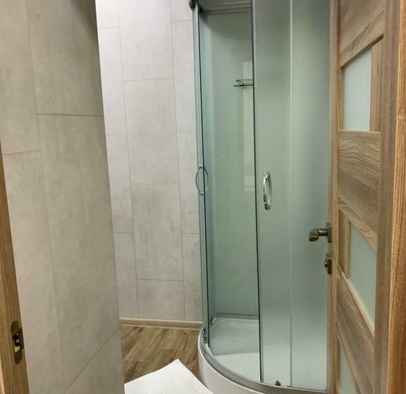 اتاق عادی یک تخته, міні готель білий квадрат