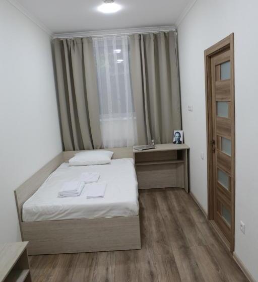 اتاق عادی یک تخته, міні готель білий квадрат