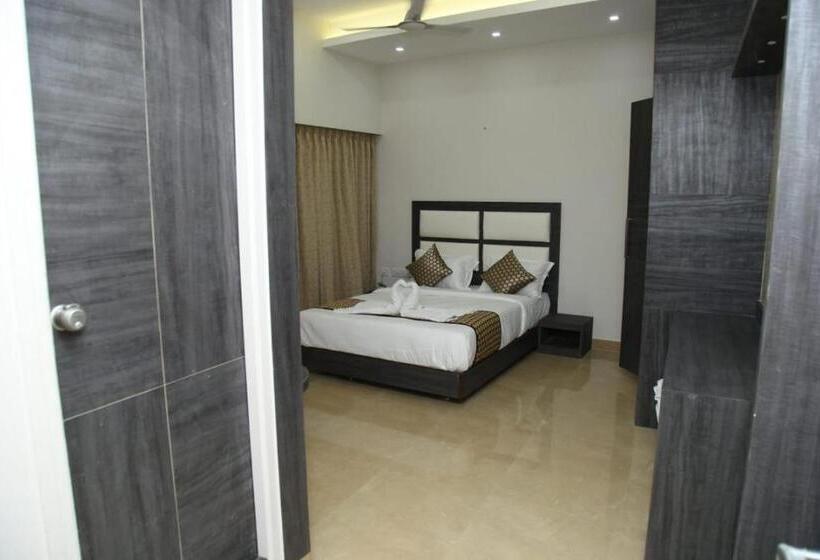 غرفة ديلوكس سرير كينج, Century Courtyard