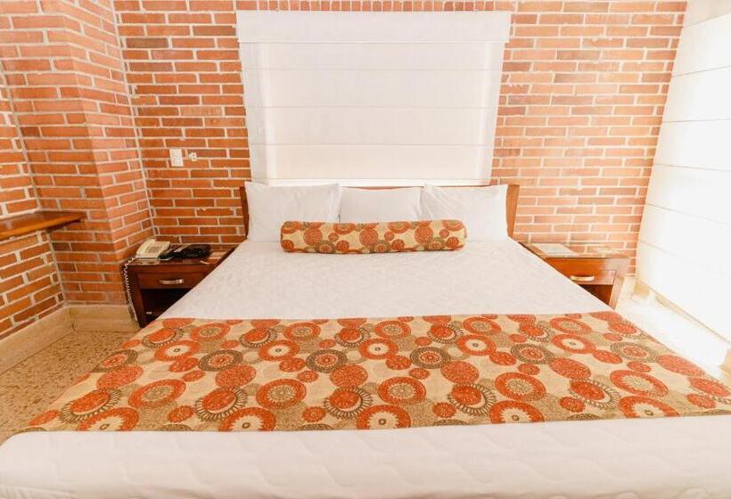 标准间, Oscar Tradición