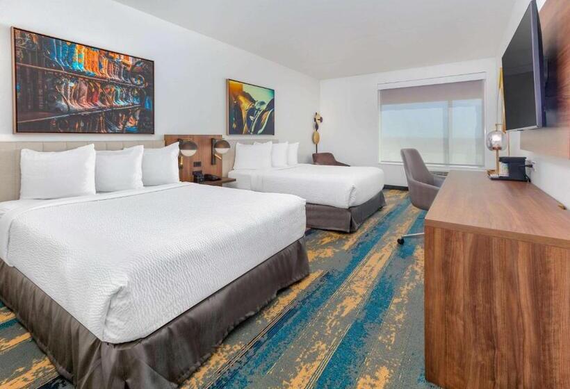 Номер Стандарт Адаптированный для Инвалидов, La Quinta Inn & Suites By Wyndham Terrell