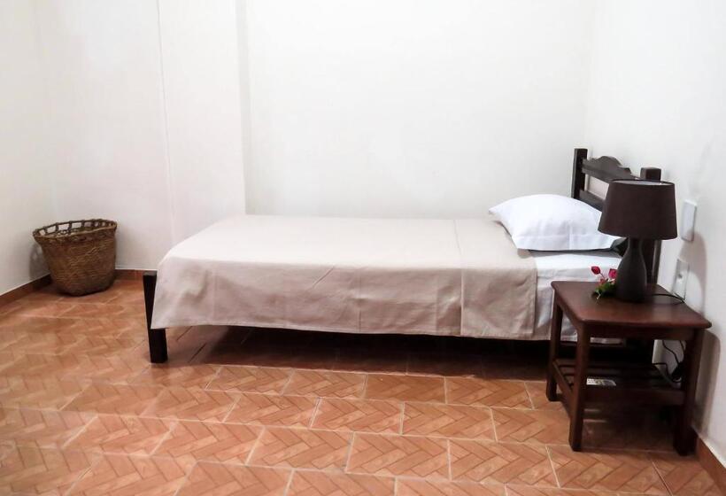 エコノミーシングルルーム, Casa Dos Frades