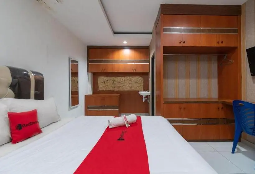 スーペリアールーム, Reddoorz Near Rsia Andini Pekanbaru