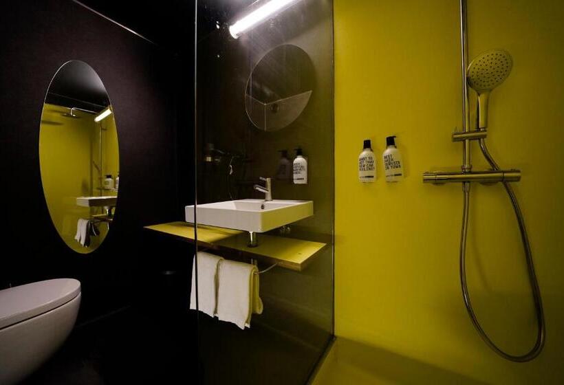 اتاق استاندارد, Zero Box Lodge Coimbra