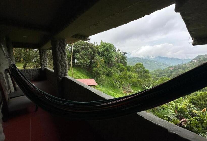 Номер Стандарт с Балконом, Finca Jaragual