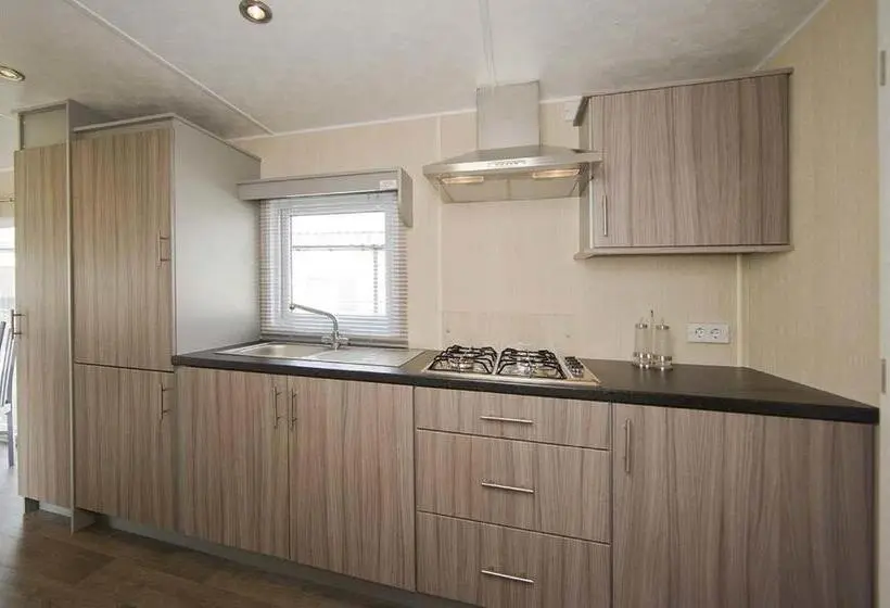 Huoneisto 2 Makuuhuonetta, Bungalette Sauna 4p