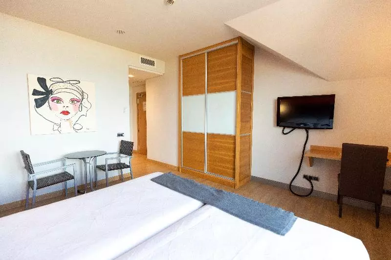 آپارتمان اکونومی 1 خوابه, Apartamentos Marítimo Ris